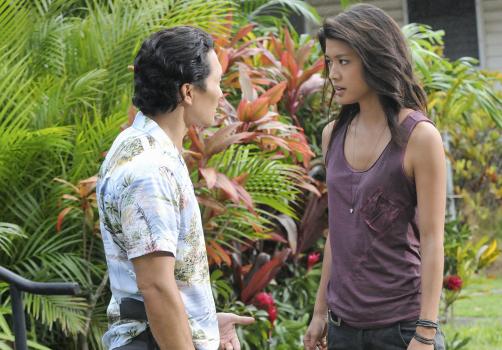 Hawaii Five-0 - Nach und nach findet Chin (Daniel Dae Kim, l.) heraus, was Kono (Grace Park, r.) getan hat ... © TM &   CBS Studios Inc. All Rights Reserved.