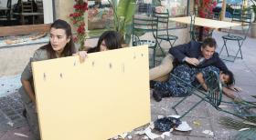 Navy CIS - Geraten in große Gefahr: Tony (Michael Weatherly, 2.v.r.), Ziva (Cote de Pablo, l.), Agent Monique Lisson (Karina Lombard, 2.v.l.) und Navy Commander Maria Castro (Suleka Mathew, r.) ... © 2012 CBS Broadcasting Inc. All Rights Reserved.