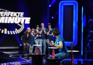 Die perfekte Minute - Marion Fritsch (vorne) gibt alles, um das Spiel für sich entscheiden zu können ... © Frank Hempel SAT.1