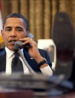 Obama hautnah - Unterwegs mit dem Präsidenten - Ein Kamerateam von National Geographic hat den US-Präsidenten fünf Monate lang begleitet. Vom Oval Office über Air Force One bis zu aufwändigen Dinnern im Weißen Haus hat die Kamera ihn auf Schritt und Tritt verfolgt. Von der Hektik des täglichen Geschäfts bis zum Spaziergang mit Hund Bo kommt der Zuschauer Barack Obama ungewöhnlich nahe. © National Geographic Television International