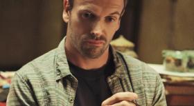 Elementary - Der exzentrische Engländer Sherlock Holmes (Jonny Lee Miller) ermittelt in einem neuen Mordfall ... © CBS Television