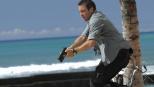 Nachdem bei Steve (Alex O'Loughlin) eingebrochen und dann noch seine Schwester entführt wurde, versucht er gemeinsam mit seinem Team alles um Mary zu befreien. Doch werden sie es rechtzeitig schaffen? © TM &   2010 CBS Studios Inc. All Rights Reserved.