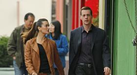 Ermitteln im Mordfall Danny Price: Ziva (Cote de Pablo, l.) und McGee (Sean Murray, r.) ... © CBS Television