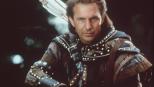 Robin Hood - König der Diebe - Von seinem Versteck aus mitten im tiefen Sherwood Forrest bestiehlt Robin Hood (Kevin Costner) die Reichen, um den Armen zu geben ... © WARNER BROS.