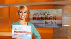 Annica Hansen - Der Talk - Hier gehen alle auf Konfrontationskurs - sogar die Moderatorin: In dem neuen Talk-Format "Annica Hansen - Der Talk" bezieht Moderatorin Annica Hansen klare Stellung zu den diskutierten Themen. © Benedikt Müller SAT.1
