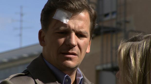 SAT.1 Das Gedächtnis des Barbesitzers Thomas (37) ist nach einer Prügelei komplett...