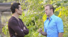 Hawaii Five-0 - Ein neuer Fall wartet auf Chin (Daniel Dae Kim, l.) und Danny (Scott Caan, r.) ... © 2012 CBS Broadcasting, Inc. All Rights Reserved.