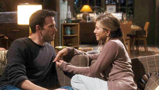 Er steht einfach nicht auf Dich - Neil (Ben Affleck, l.), der seit sieben Jahren mit seiner Freundin Beth (Jennifer Aniston, r.) zusammenlebt, ohne ihr die alles entscheidende Frage zu stellen, nach der sie sich so sehnt ... © Warner Brother