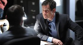 Unforgettable - Werden Al (Dylan Walsh, r.) und Carrie einen Serienkiller stellen können? © 2011 CBS Broadcasting Inc. All Rights Reserved.