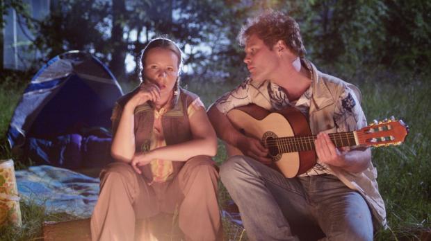 Guido Engels Sat.1 Das romantische Highlight des gemeinsamen Camping-Urlaubs: Ein Abend vor dem...