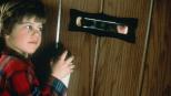 Alex Pruitt (Alex Linz, l.) regelt das Problem mit den Einbrechern auf seine eigene Art und Weise ... © 1997 Twentieth Century Fox Film Corporation. All rights reserved.