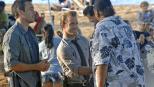 Nachdem bei Steve (Alex O'Loughlin, l.) eingebrochen und dann auch noch seine Schwester entführt wurde, versucht er gemeinsam mit Danny (Scott Caan, M.), Chin und Kono alles um sie zu finden. Doch wird Mamo (Al Harrington, r.) ihnen weiterhelfen können? © TM &   2010 CBS Studios Inc. All Rights Reserved.