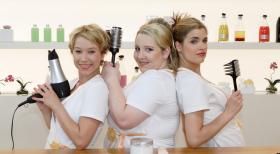 Weibsbilder - (V.l.n.r.): Sabine Menne, Mackie Heilmann, Judith Döker © Frank Hempel Sat.1