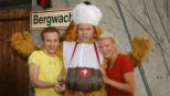 Ralf (Ralf Schmitz, l.), Markus (Markus Majowski, M.) und Mirja (Mirja Boes, r.) sind Deutschlands spaßige Comedy-WG ...