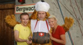 Ralf (Ralf Schmitz, l.), Markus (Markus Majowski, M.) und Mirja (Mirja Boes, r.) sind Deutschlands spaßige Comedy-WG ... © Sat.1