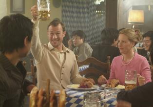 Ein deutsches Brauhaus mitten in Japan? Alles wie daheim ... oder etwa nicht? Die Tücke liegt halt im Detail. (Hanno Friedrich, Nina Vorbrodt) © Sat.1