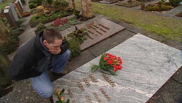 Jan Welsch sorgt sich um das Erbe seiner Mutter ... © SAT.1