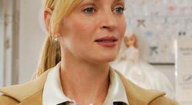 Zufällig Verheiratet - Dr. Emma Lloyd (Uma Thurman), erfolgreiche Beziehungsexpertin für Freunde des Rundfunks, wird bald mit ganz praktischen Konsequenzen für ihre sonst eher theoretischen Sex-, Ehe- und Lebenstipps konfrontiert ... © 2008 Accidental Husband Intermediary, Inc. All Rights Reserved.