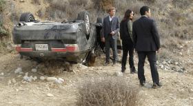 The Mentalist - Ermitteln in einem neuen Fall: Patrick (Simon Baker, l.), Teresa (Robin Tunney, M.) und Kimball (Tim Kang, r.) ... © Warner Bros. Television