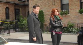 Unforgettable - Suchen in ihrem neuen Fall nach dem Mörder eines Strafverteidigers: Carrie (Poppy Montgomery, r.) und Al (Dylan Walsh, l.) ... © 2011 CBS Broadcasting Inc. All Rights Reserved.