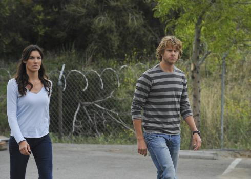 Navy CIS: L.A. - Ermitteln in einem neuen Fall: Kensi (Daniela Ruah, l.) und Deeks (Eric Christian Olsen, r.) ... © CBS Studios Inc. All Rights Reserved.