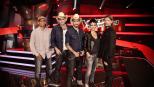 Nena (2.v.r.), Xavier Naidoo (l.), Rea Garvey (r.) und THE BOSSHOSS suchen "The Voice of Germany" - mehr Musik geht nicht! Die fünf Vollblutmusiker besetzen die vier Coachstühle in der begehrtesten Musikshow der Welt ... © SAT.1/ProSieben