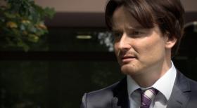 Schicksale - und plötzlich ist alles anders - Wie reagiert der Unternehmer Fabian Schenk auf die Nachricht, dass er der Vater des 8-jährigen Jungen ist? © SAT.1