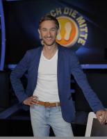 Ab durch die Mitte - Das schnellste Quiz der Welt - Das blitzschnelle Wissensduell "Ab durch die Mitte - Das schnellste Quiz der Welt" wird von Daniel Boschmann moderiert ... © Oliver S. SAT.1