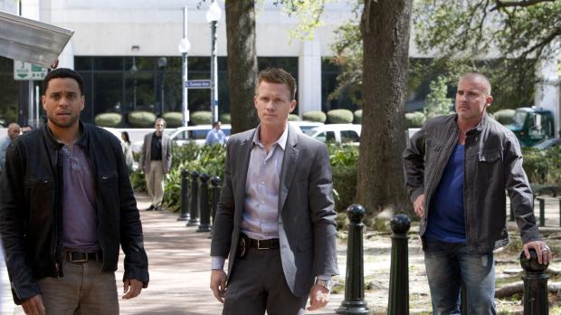 USA Network Common Law - Bei den Ermittlungen in einem neuen Fall, stoßen Travis (Michael...