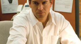 Arbeitet an einem neuen Fall: Anthony DiNozzo (Michael Weatherly) ... © CBS Television