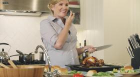 Ahnt nicht, dass ihr letztes Stündchen bald geschlagen hat: Nancy Riverton (Mare Winningham) ... © ABC Studios