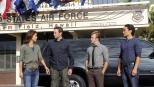 Ein neuer Fall wartet auf Steve (Alex O'Loughlin, 2.v.l.), Danny (Scott Caan, 2.v.r.), Chin (Daniel Dae Kim, r.) und Kono (Grace Park, l.) ... © TM &   2010 CBS Studios Inc. All Rights Reserved.