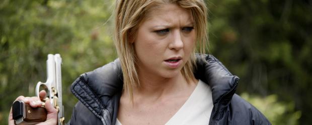 Versucht in einem vollen Haifischbecken den Kopf über Wasser zu halten: Julia (Tara Reid) ... © Sony 2007 CPT Holdings, Inc.  All Rights Reserved.