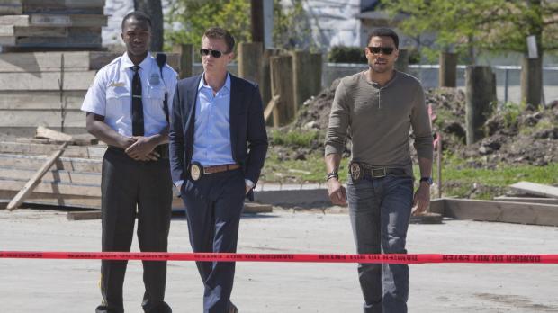 USA Network Common Law - Travis (Michael Ealy, r.) und Wes (Warren Kole, M.) ermitteln in...