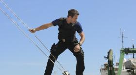 Hawaii Five-0 - Als der Bergungstaucher Blake Spencer ermordet aus dem Wasser geholt wird, beginnt Steve (Alex O'Loughlin) und sein Team mit den Ermittlungen ... © TM &   CBS Studios Inc. All Rights Reserved.