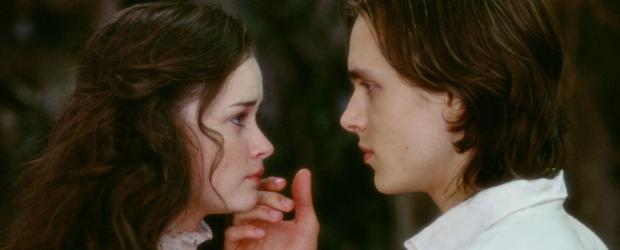 Ihre Liebe steht vor einer harten Prüfung: Winnie Foster (Alexis Bledel, l.) und Jesse Tuck (Jonathan Jackson, r.) ... © Ron Phillips Disney Enterprises, Inc.