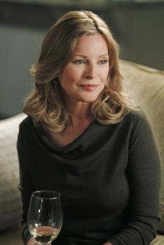 Navy CIS - Das NCIS-Team ist gerade mit Duckys romantischen Ausflügen mit Mary Courtney (Cheryl Ladd) beschäftigt, als es auf eine grausame Tat stößt. Sofort beginnen sie mit den Ermittlungen ... © CBS Television