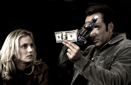 Das Vermächtnis der Tempelritter - Um den Schatz der Tempelritter zu finden, muss Ben Gates (Nicolas Cage, r.) die Unabhängigkeitserklärung stehlen und ihr Geheimnis entschlüsseln. Wird er auch die attraktive Dr. Chase (Diane Kruger, l.) von seinem Plan überzeugen können? © Buena Vista International.  All Rights Reserved