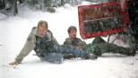 Dreamcatcher - Pete (Timothy Olyphant, l.) und Henry (Thomas Jane, r.) müssen all ihre Kräfte mobilisieren, um dem Grauen den Kampf anzusagen ... © Warner Bros. Dreamcatcher - Pete (Timothy Olyphant, l.) und Henry (Thomas Jane, r.) müssen all ihre Kräfte mobilisieren, um dem Grauen den Kampf anzusagen ... © Warner Bros.