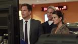 Navy CIS - Bei den Ermittlungen in ihrem neuen Fall, machen sie eine schockierende Entdeckung: DiNozzo (Michael Weatherly, l.), Gibbs (Mark Harmon, M.) und Ziva (Cote de Pablo, r.) ... © CBS Television