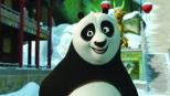 Kung Fu Panda: Ein schlagfertiges Winterfest - Weil sein Vater nicht an der Feier im Palast teilnehmen darf, kommt Po eine scheinbar geniale Idee. Er feuert alle Köche, um seinen Vater das Festessen kochen zu lassen. Doch Mr. Ping ist keineswegs bereit, seine eigenen Gäste beim diesjährigen Winterfest im Stich zu lassen ... © 2008 DREAMWORKS ANIMATION LLC. ALL RIGHTS RESERVED. Kung Fu Panda: Ein schlagfertiges Winterfest - Weil sein Vater nicht an der Feier im Palast teilnehmen darf, kommt Po eine scheinbar geniale Idee. Er feuert alle Köche, um seinen Vater das Festessen kochen zu lassen. Doch Mr. Ping ist keineswegs bereit, seine eigenen Gäste beim diesjährigen Winterfest im Stich zu lassen ... © 2008 DREAMWORKS ANIMATION LLC. ALL RIGHTS RESERVED.