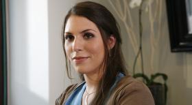 Klinik am Alex - Dr. Hülya Gül (Eva-Maria Reichert) © Mosch Sat.1