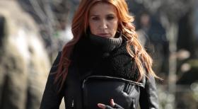 Unforgettable - Carrie (Poppy Montgomery) und ihr Team untersuchen den Tod von Kayla, eine junge Tennisspielerin und bekommen dabei ungewöhnliche Unterstützung ... © 2011 CBS Broadcasting Inc. All Rights Reserved.