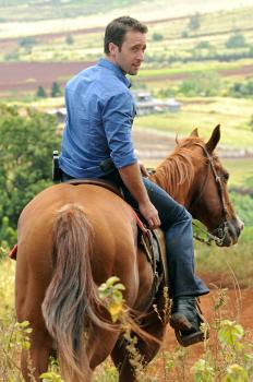 Hawaii Five-0 - Für Steve (Alex O'Loughlin) und sein Team beginnt ein Wettlauf mit der Zeit, als die 15jährige Jen entführt wurde ... © TM &   CBS Studios Inc. All Rights Reserved.