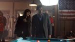 Auf der Suche nach dem Mörder von Gordon Hodge, Anwalt der kriminellen Motorradgang "Sinner Saints": Teresa (Robin Tunney, l.) und Patrick (Simon Baker, r.) .... © Warner Bros. Television