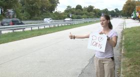 Schicksale - und plötzlich ist alles anders - Luisa ist 18 Jahre alt und hat die Schnauze voll vom Pauken! Und auch von ihrem alleinerziehenden Vater fühlt sie sich missverstanden. Luisa entschließt sich nach Frankreich zu ihrer Mutter zu Trampen und steigt als Anhalterin zu einem Fernfahrer in den LKW. Was als angenehmer Road-Trip beginnt, wird für Luisa zum lebensbedrohlichen Horrortrip ... © SAT.1