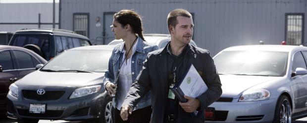 Undercover ermitteln Special Agent G. Callen (Chris O'Donnell, r.) und Special Agent Kensi Blye (Daniela Ruah, l.) in einem neuen Mordfall ... © CBS Studios Inc. All Rights Reserved. Undercover ermitteln Special Agent G. Callen (Chris O'Donnell, r.) und Special Agent Kensi Blye (Daniela Ruah, l.) in einem neuen Mordfall ... © CBS Studios Inc. All Rights Reserved.